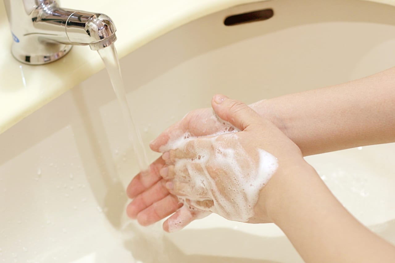 インフルエンザ予防にはうがい手洗いが大事