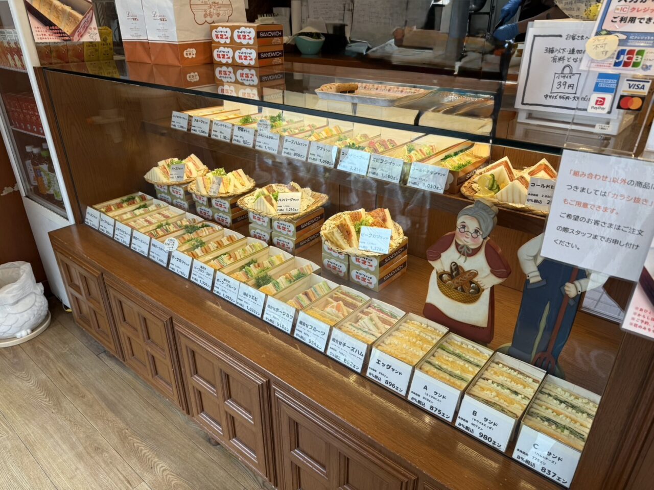 サンドウィッチルマン店内