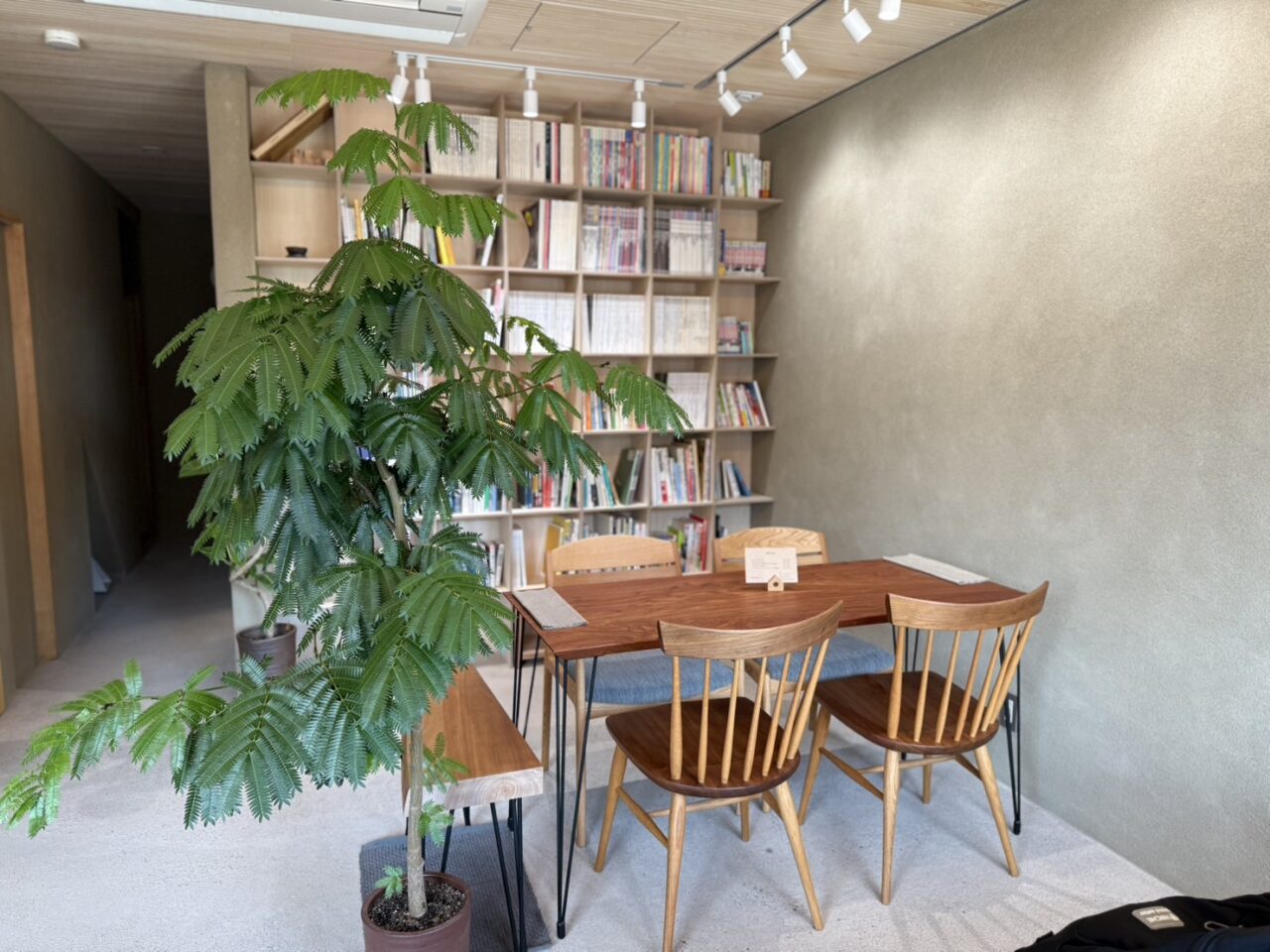 cafe＆space工の内装