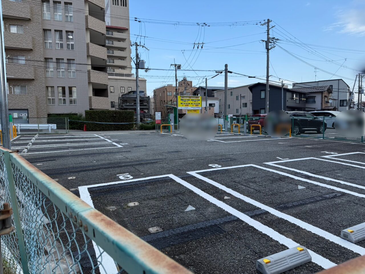 逆瀬川の駐車場