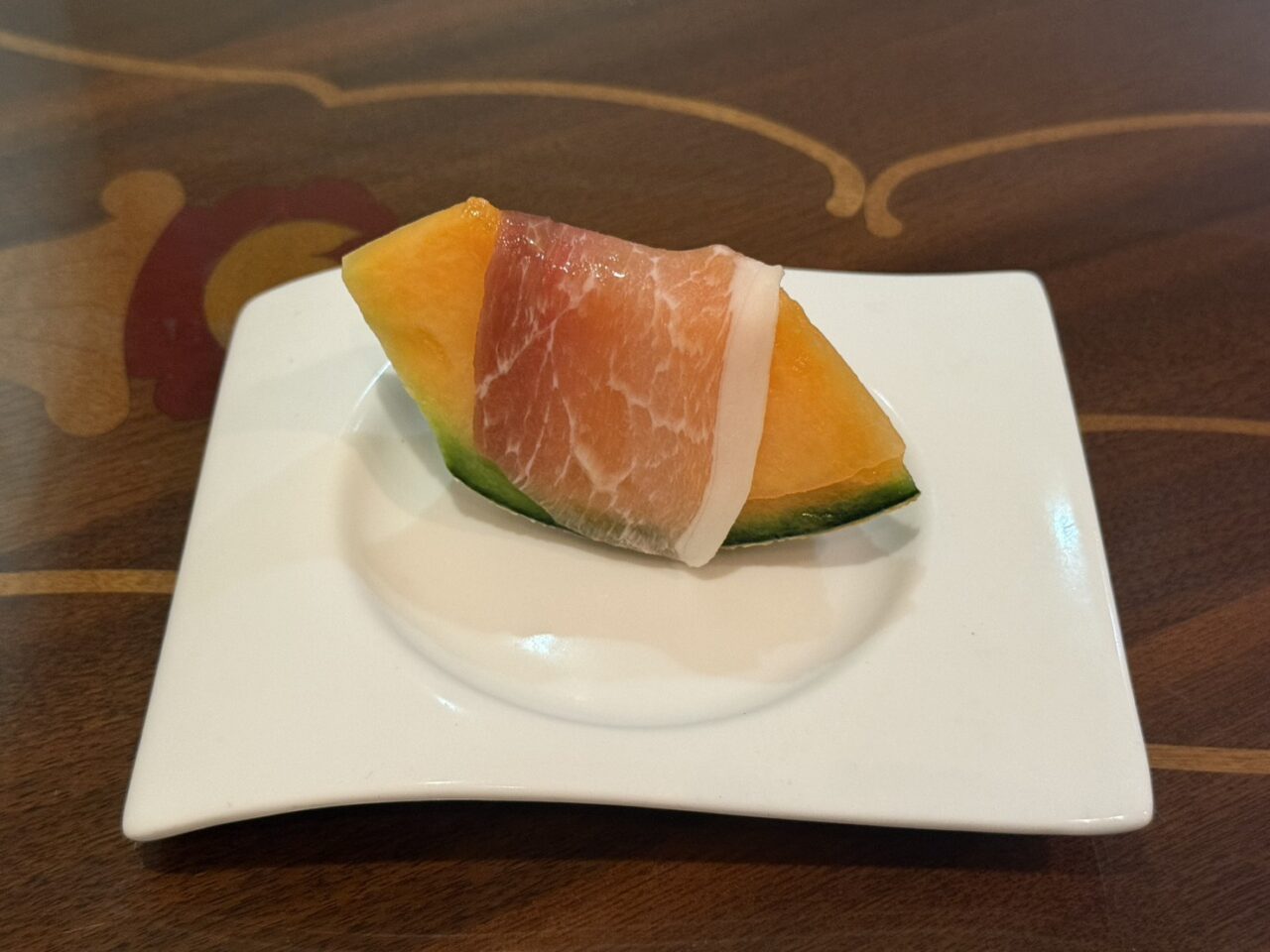 月地亭の生ハムメロン