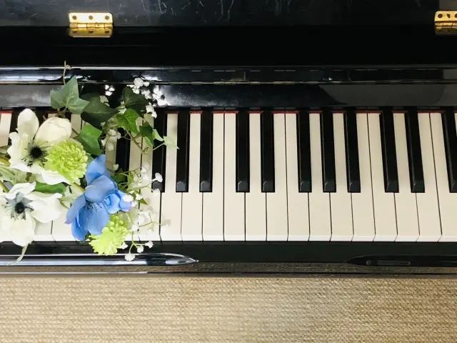ピアノ